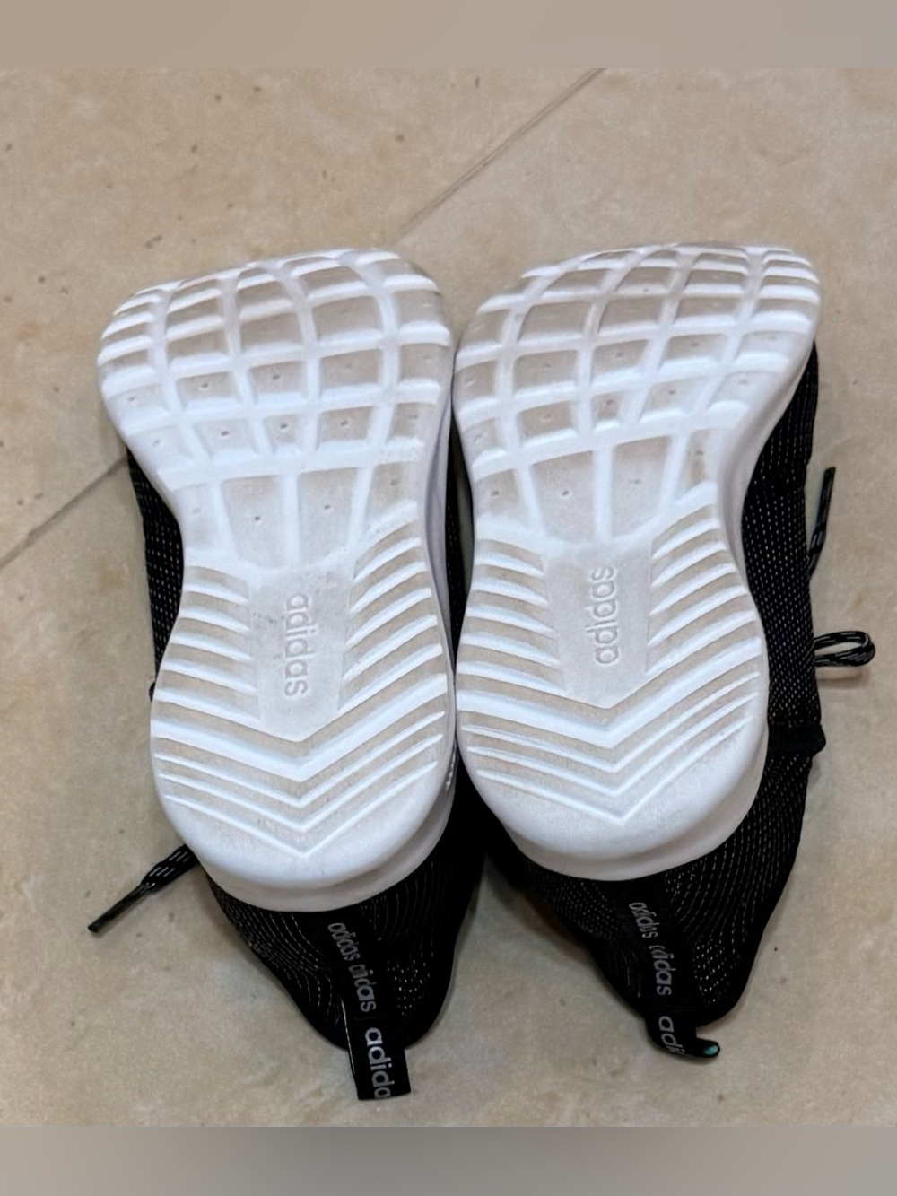 Adidas Women’s Black Knit Lace-Up Sneakers - Cloudfoam Comfort US size :6.5” - Picture 4 of 7